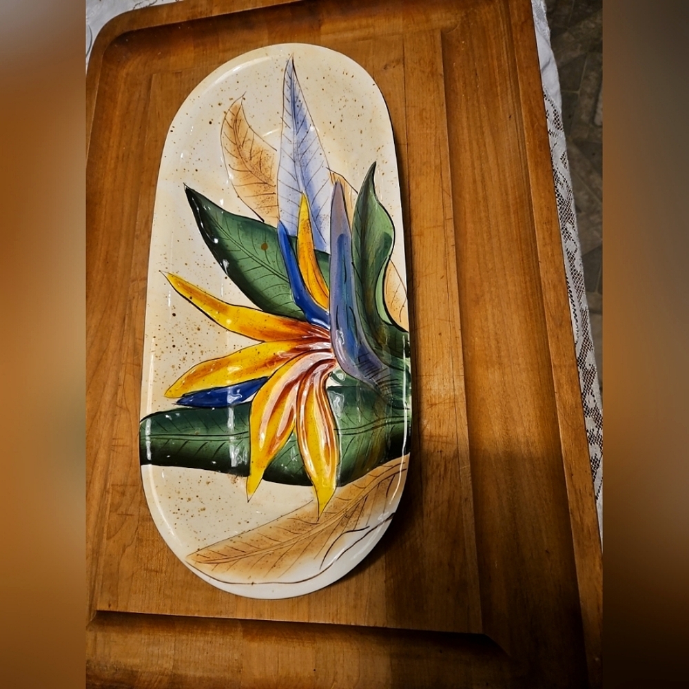 2004 Island Plantations "Bird of Paradise” Hand Painted Oval Bowl